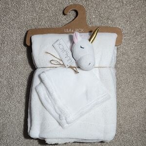 Lila and Jack White with Gold Metallic Fleece Baby Throw with White Blanket Set